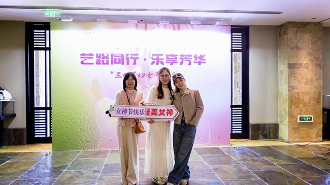 IMG_3135_TIF.jpg