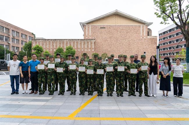 微信图片_20250715205209(1).jpg